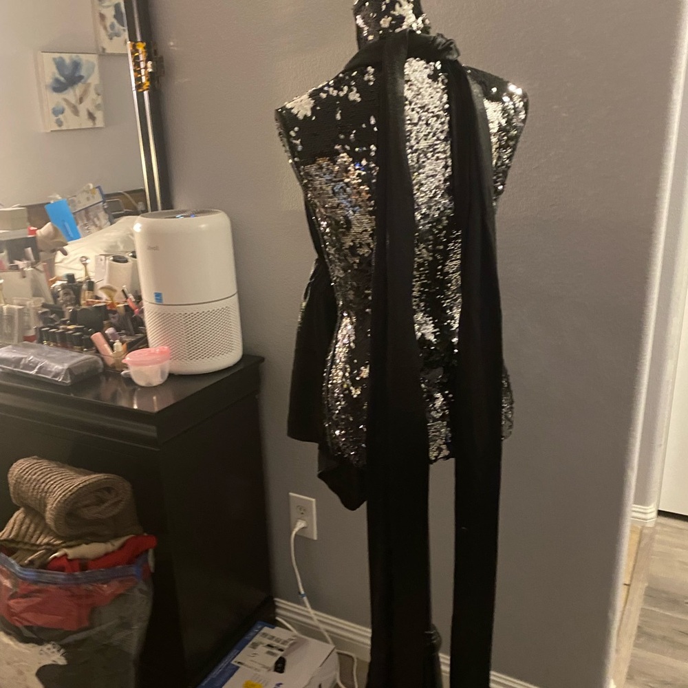 One Way Multi-way Romper - Picture 2 of 4